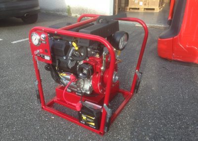 Transportable fire pump