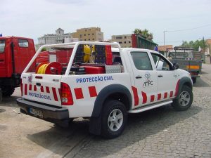 Pick up protection civile avec kit haute pression
