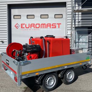 High pressure kit on trailer with storage box for accessories